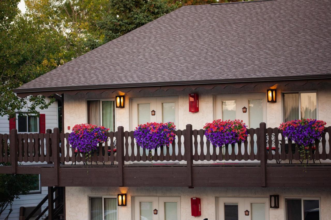 Bavarian Inn, Black Hills Custer Exterior photo